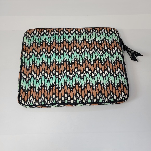 Vera Bradley Tablet Sleeve Case Pouch Bag Sierra Stream Quilted Ikat School Work - Picture 6 of 8